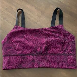 Women’s Lululemon workout bra